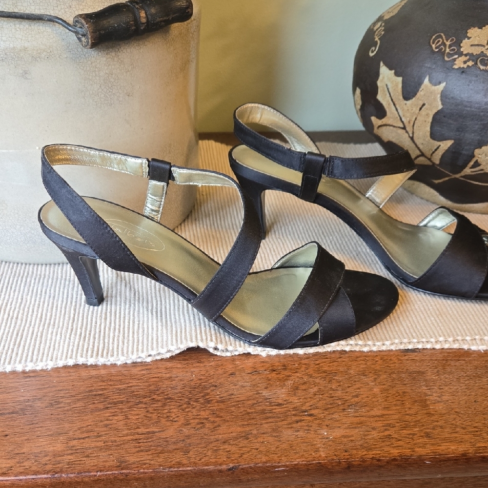 Talbots Size 7.5 W NWB Black Strappy Heels